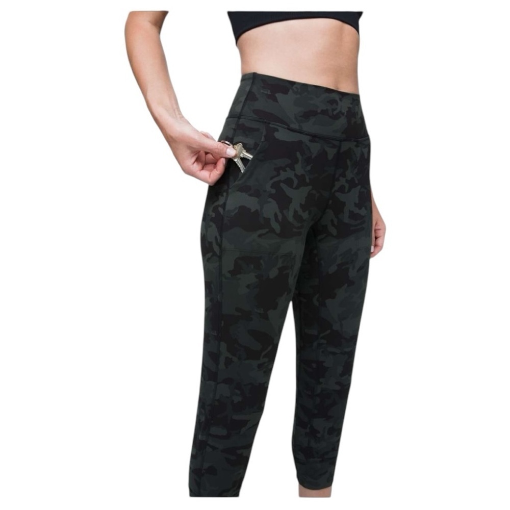 Lululemon Size 2 Align With Pockets Camouflage High-Waisted Leggings
